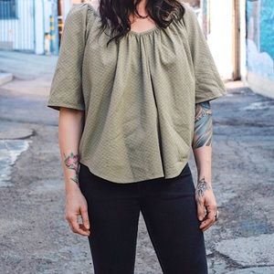 Nwt Esby Apparel Sterling Beach House top